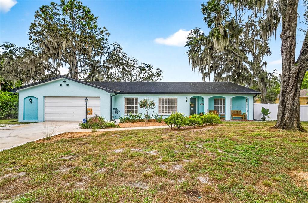 723 GRAND CIRCLE