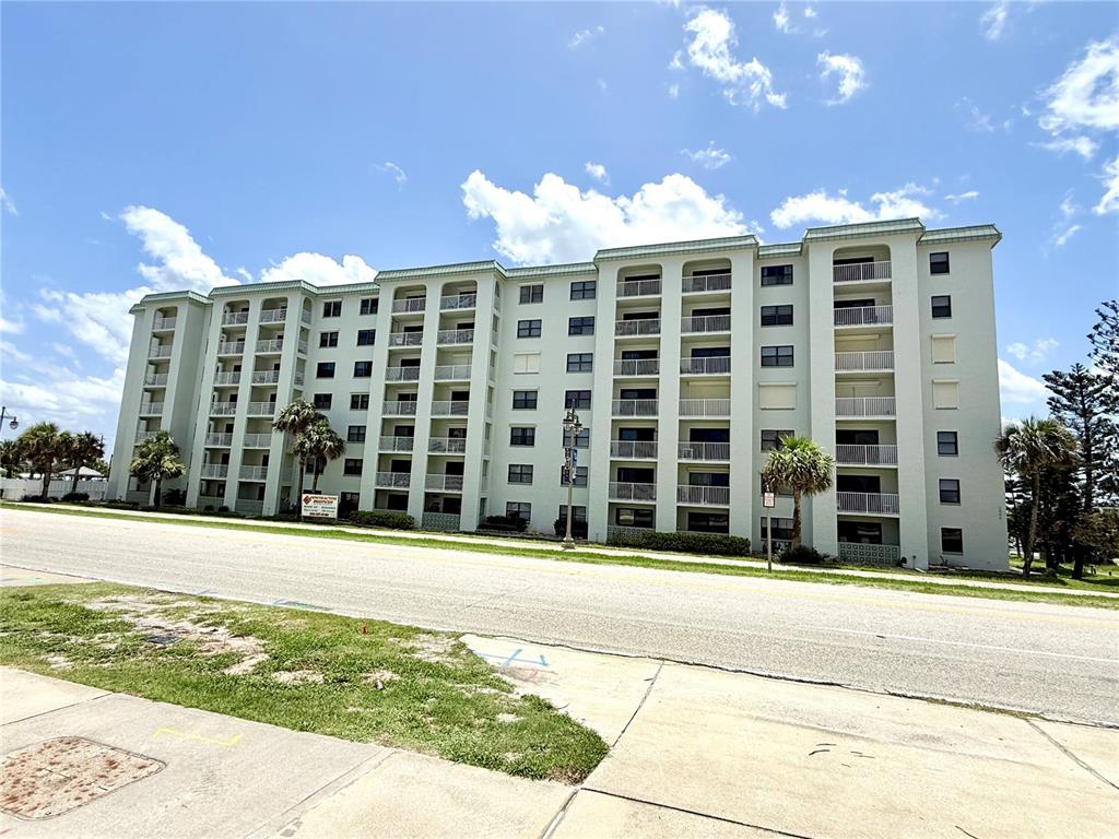 3800 S ATLANTIC AVENUE UNIT 105
