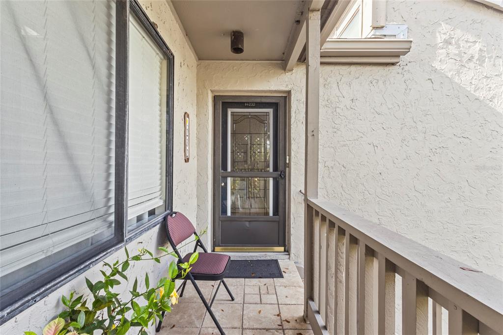 1633 BOATHOUSE CIRCLE UNIT 232, SARASOTA, FL — photo 3 of 30