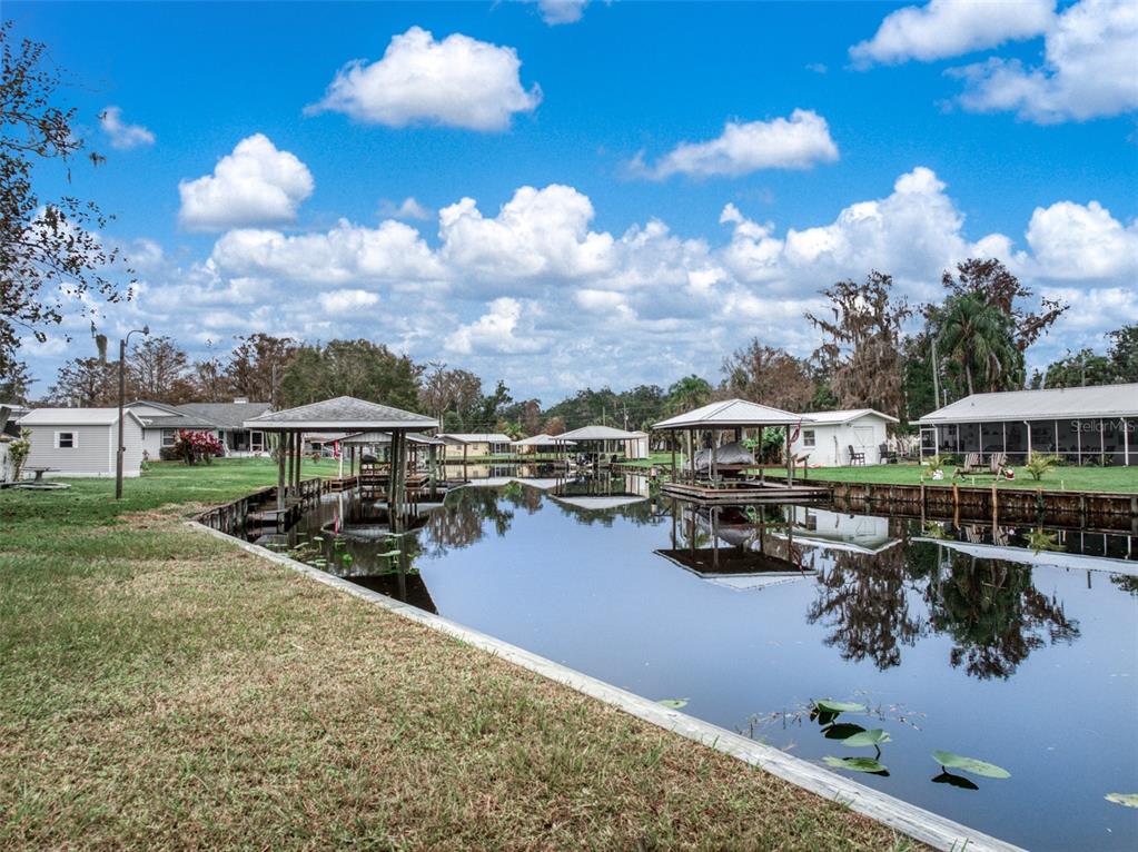 612 DRAGONFLY LANE, LORIDA, FL — photo 2 of 30