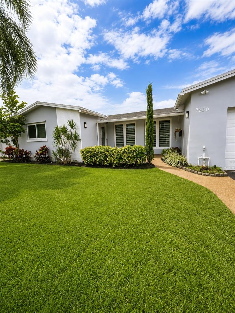 7250 Dilido Blvd, Miramar FL 33023