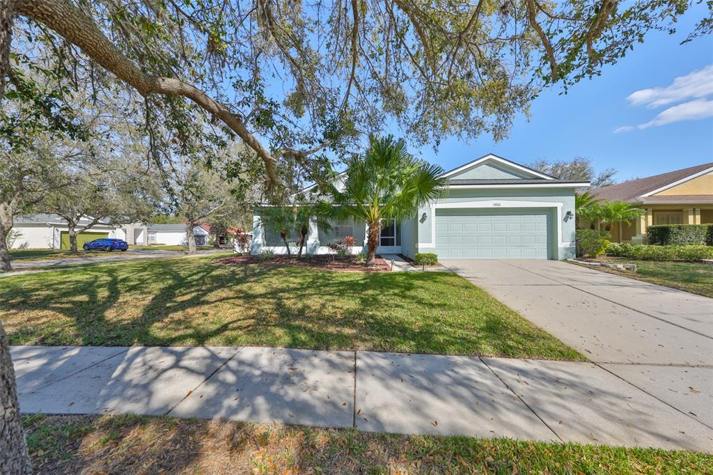 11806 HOLLY CREST LANE