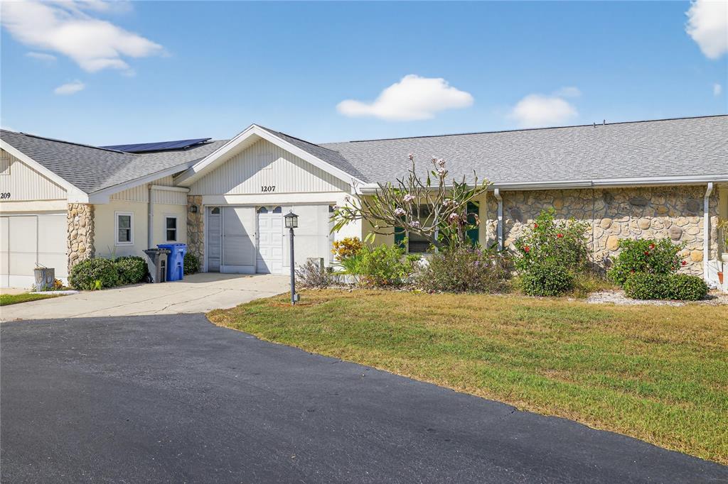 1207 EASTLOCH COURT