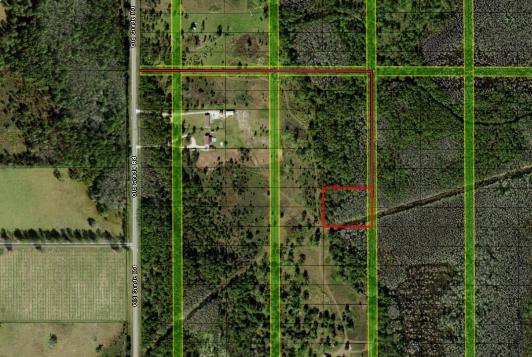 This map shows a red-outlined property parcel with an access path extending to the road — 0 Old Grade Road, FL 33868, FL