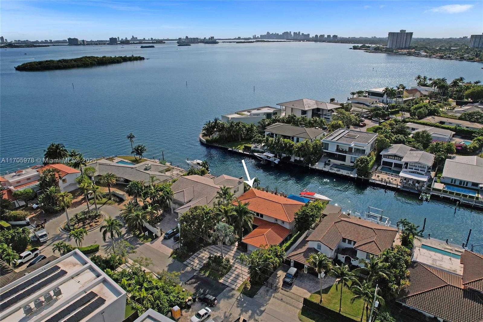 1960 NE 118th Rd, North Miami FL 33181