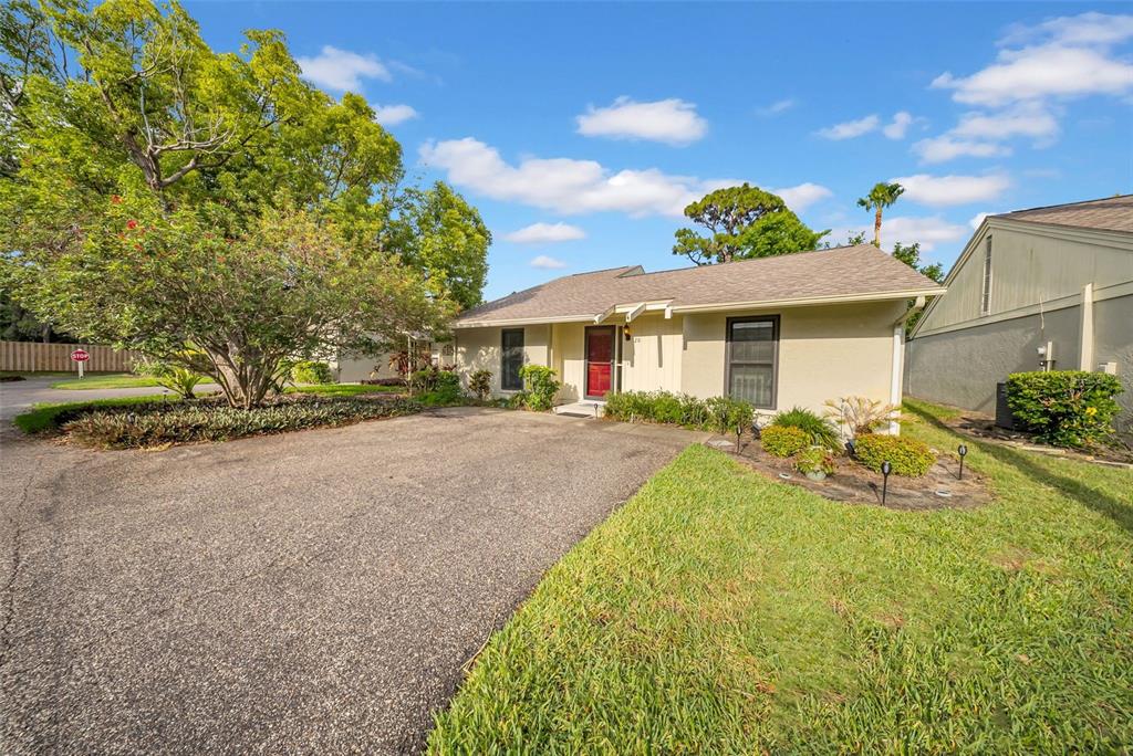 20 WINDRUSH BAY DRIVE UNIT 20