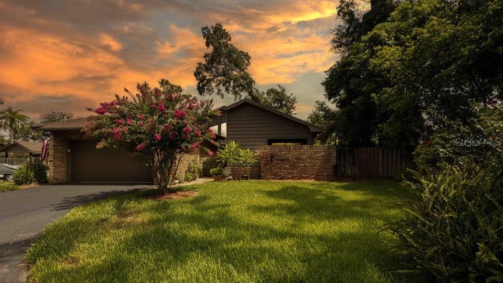 106 COUNTRY PLACE