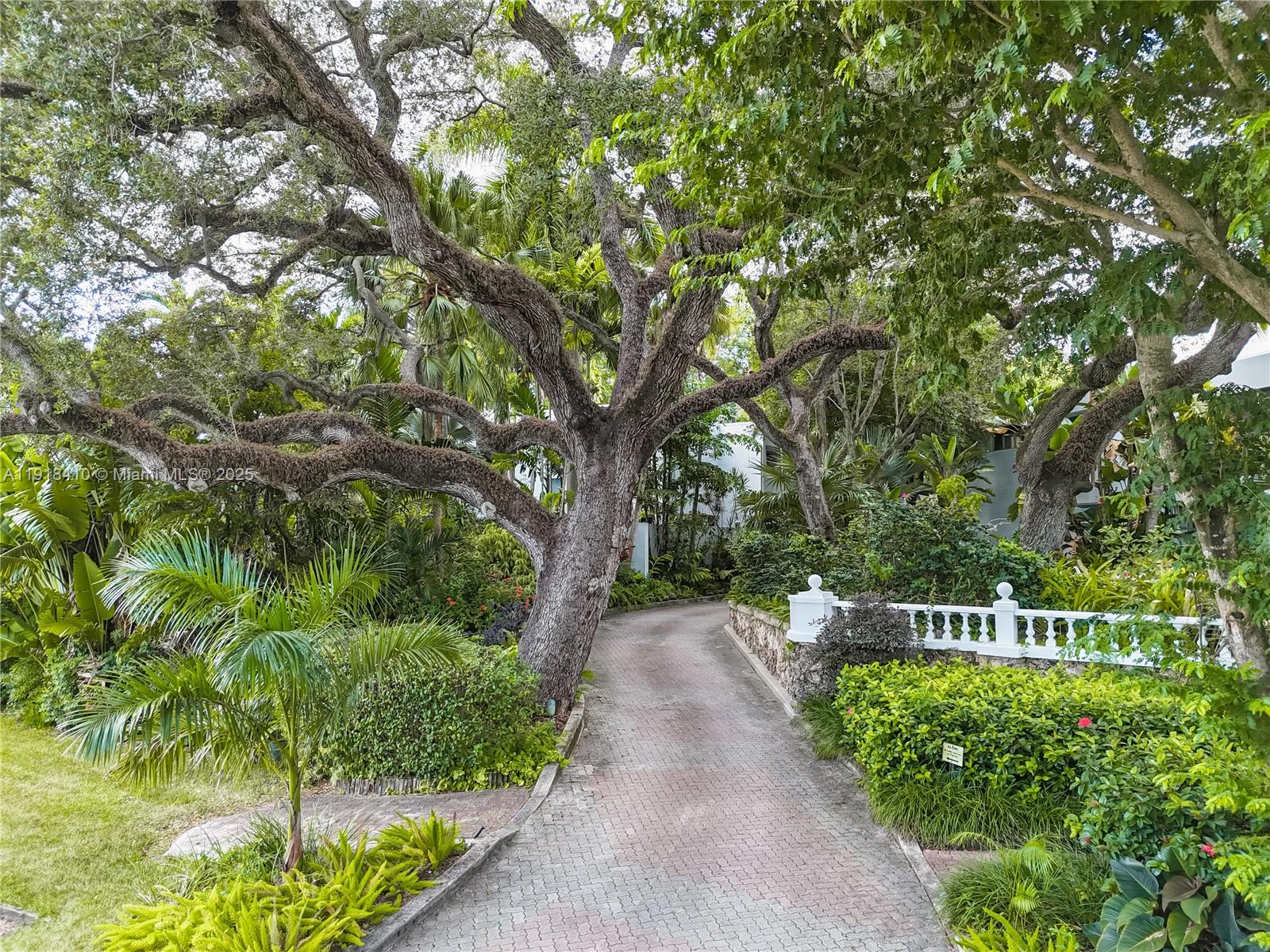 2475 S Bayshore Dr #2, Miami FL 33133