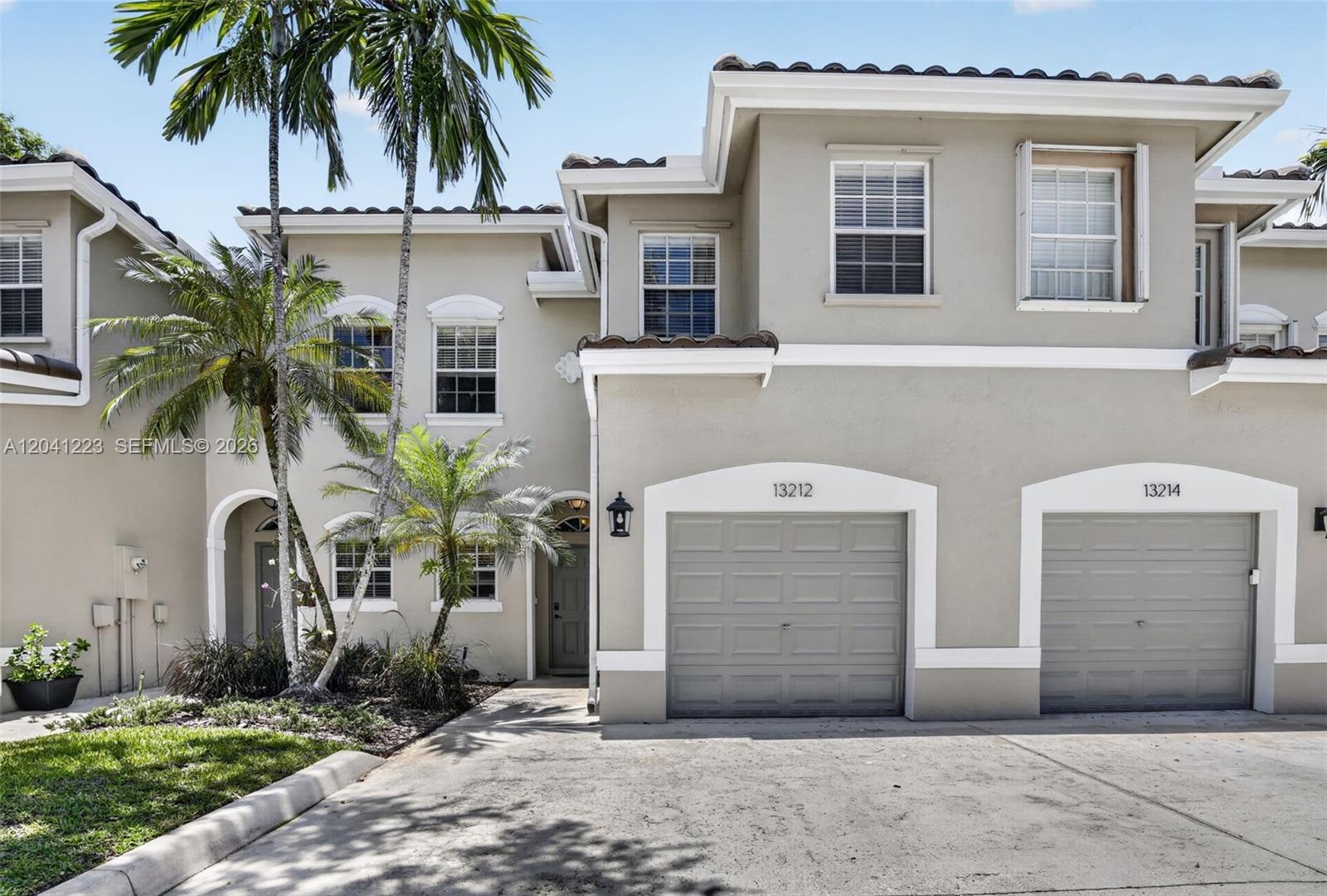 13212 NW 7th Dr, Plantation FL 33325