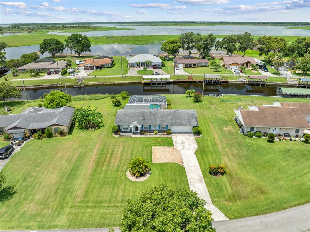 720 SHORE DRIVE