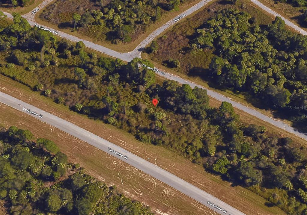 DEVONSHIRE CIRCLE, NORTH PORT, FL — photo 2 of 19