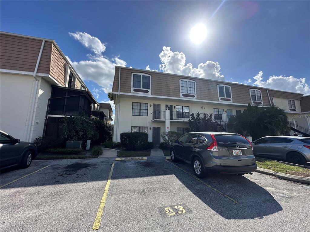 6060 VILLAGE CIRCLE UNIT 6060