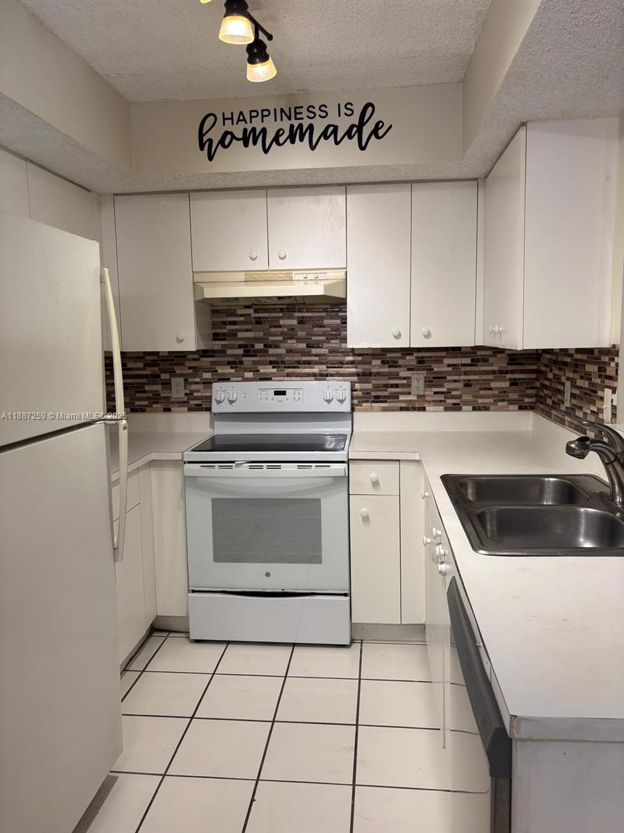 5510 NW 61st St # 112, Coconut Creek FL 33073