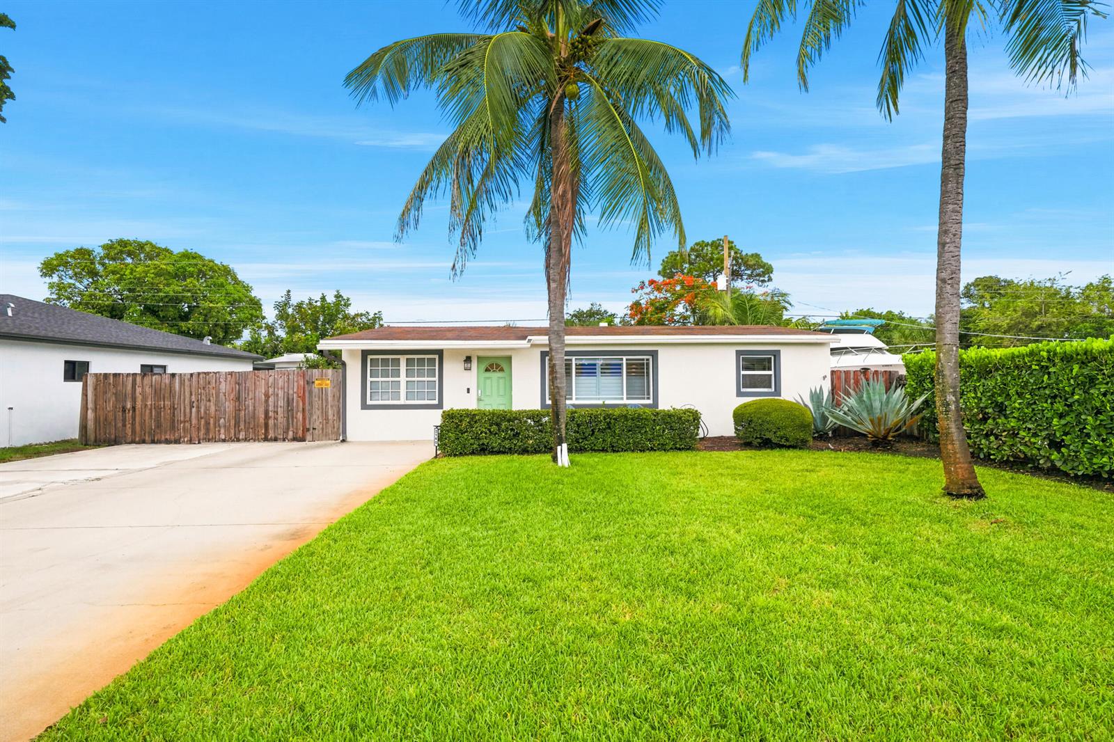 3140 NE 12th Avenue, Pompano Beach FL 33064