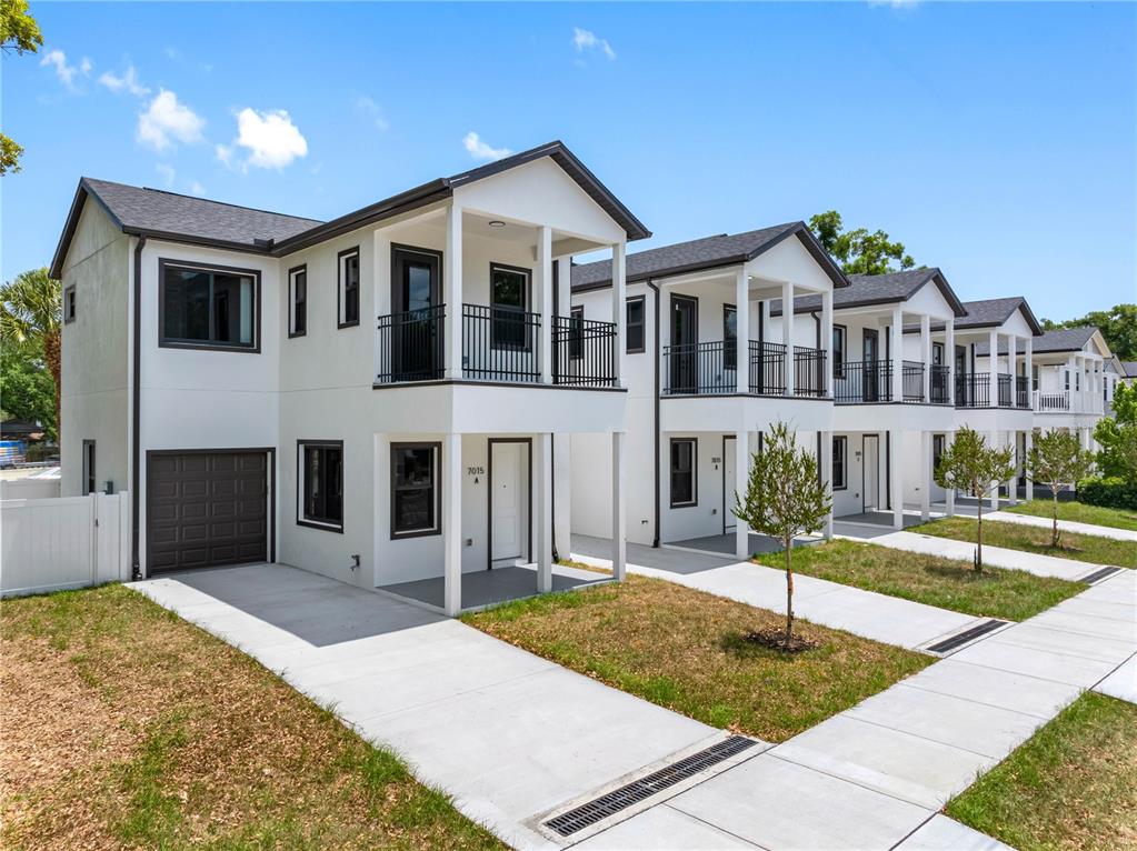 7015 N CENTRAL AVENUE Unit A