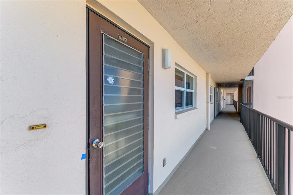 232 SAINT AUGUSTINE AVENUE UNIT 505, VENICE, FL — photo 5 of 30