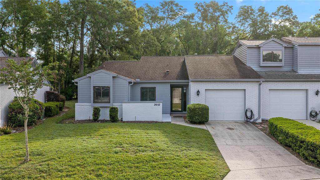 2052 SE 37TH COURT CIRCLE