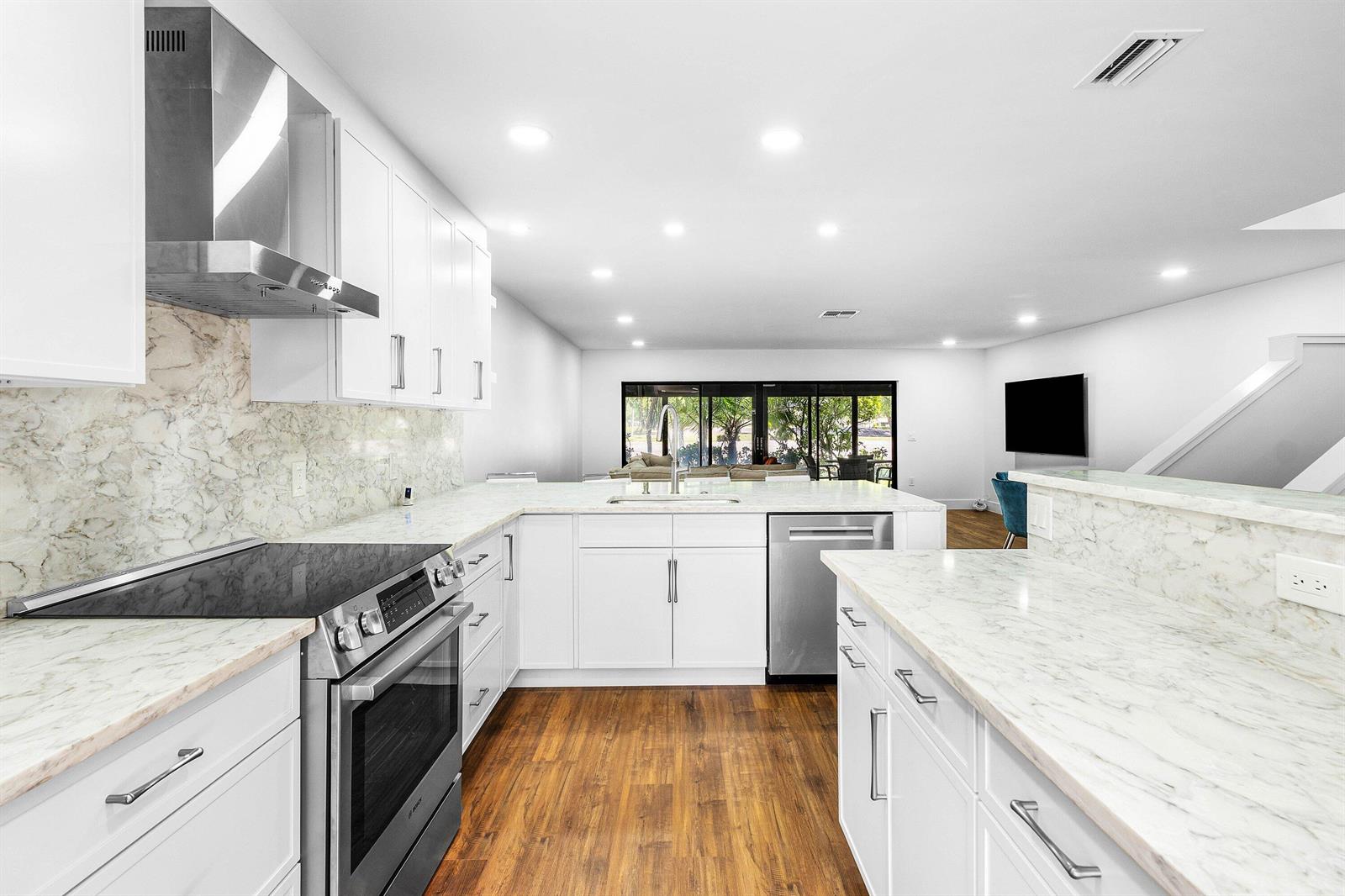 27 Stratford Lane W # C, Boynton Beach FL 33436