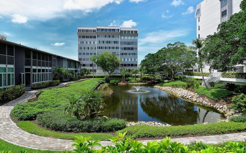 1125 W PEPPERTREE DRIVE UNIT 102