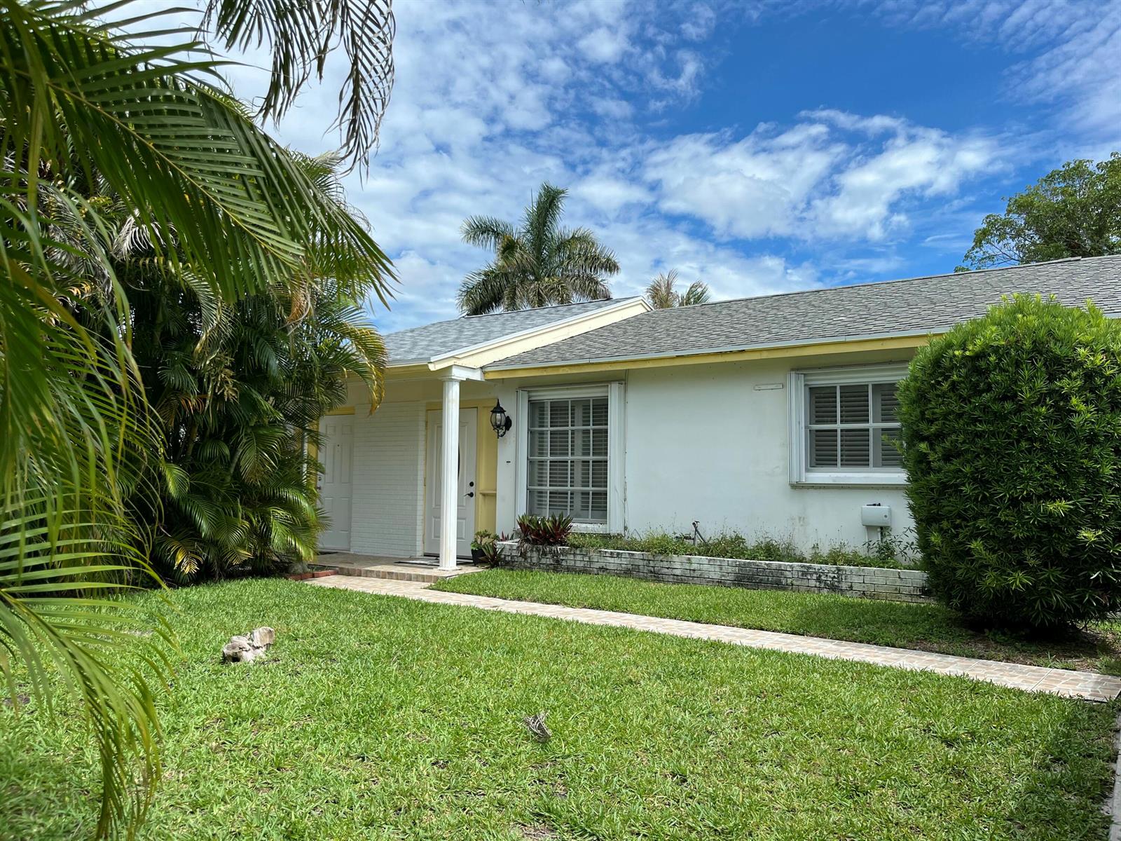 915 Riverwood Lane, Jupiter FL 33458