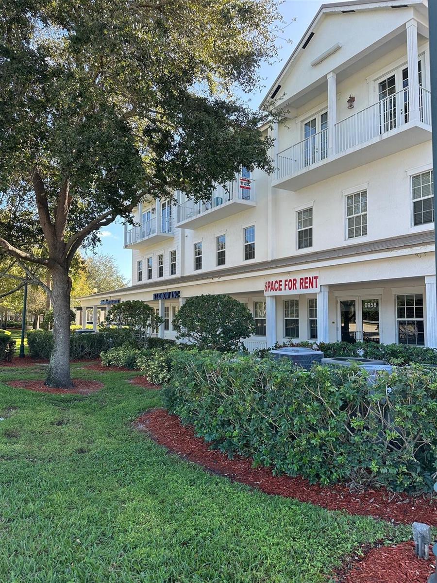 6958 Griffin Road # 9, Davie FL 33314