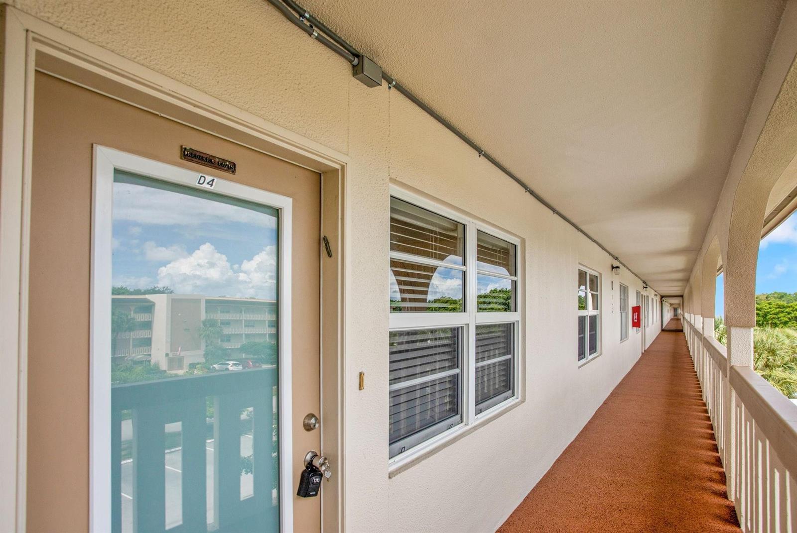2202 Lucaya # D4, Coconut Creek FL 33066