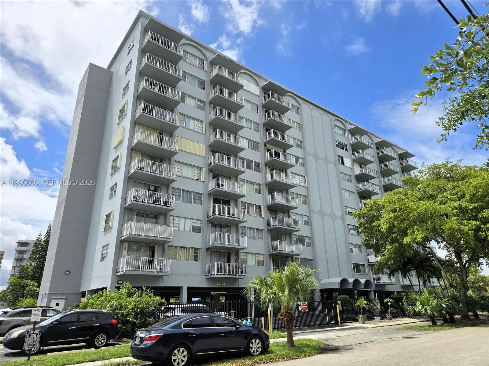 1470 NE 125th Ter # 308, North Miami FL 33161