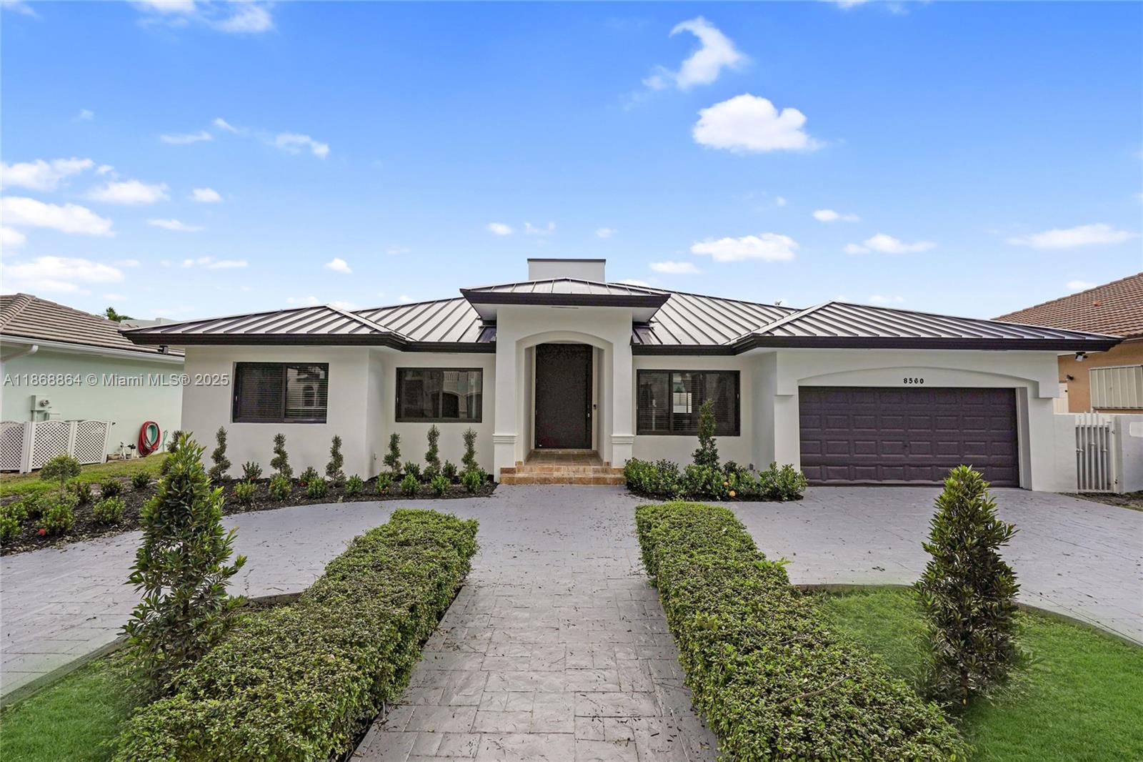 8560 NW 169th Ter, Miami Lakes FL 33016