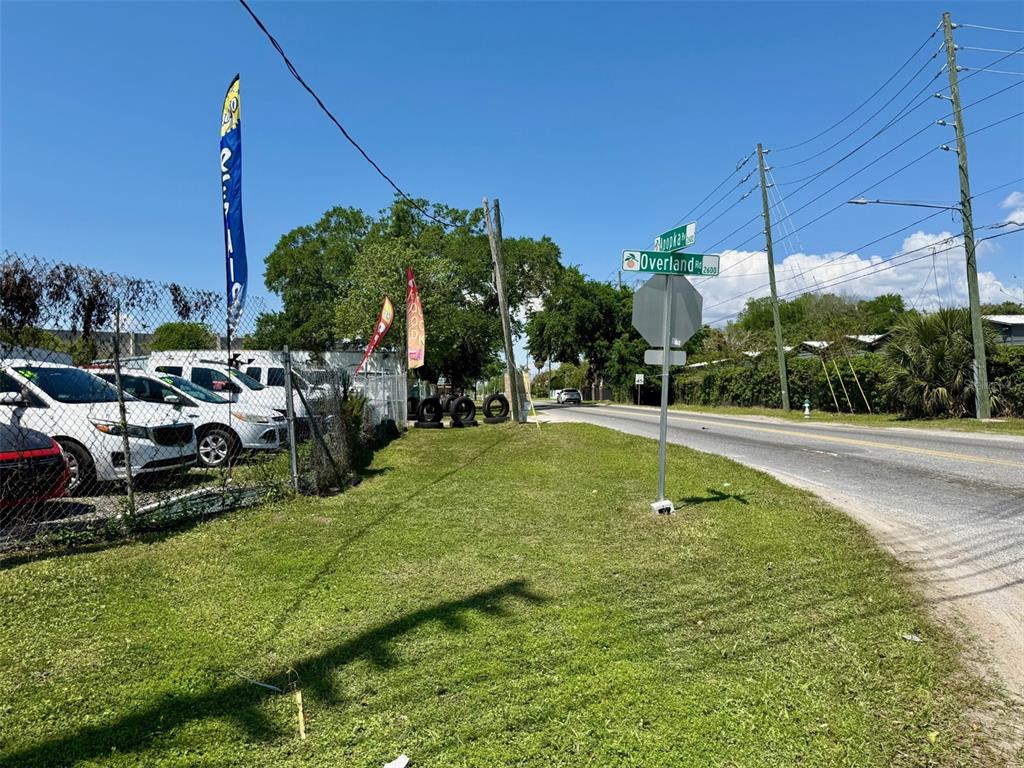 2658 OVERLAND ROAD