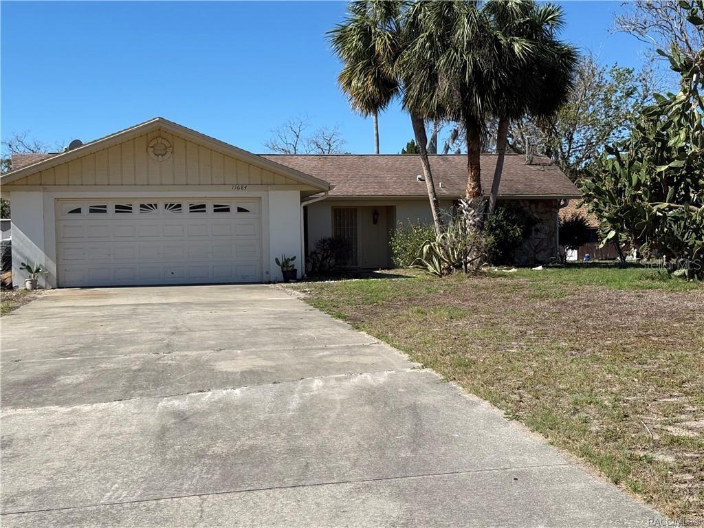 11684 W SUNNYBROOK COURT