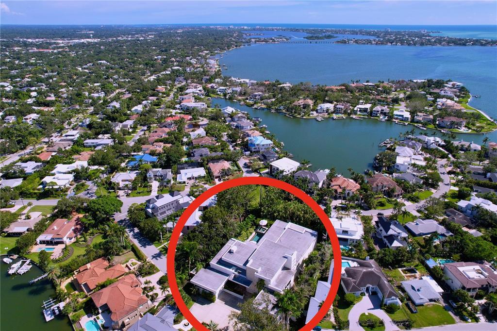 1347 HARBOR DRIVE, SARASOTA, FL — photo 3 of 30