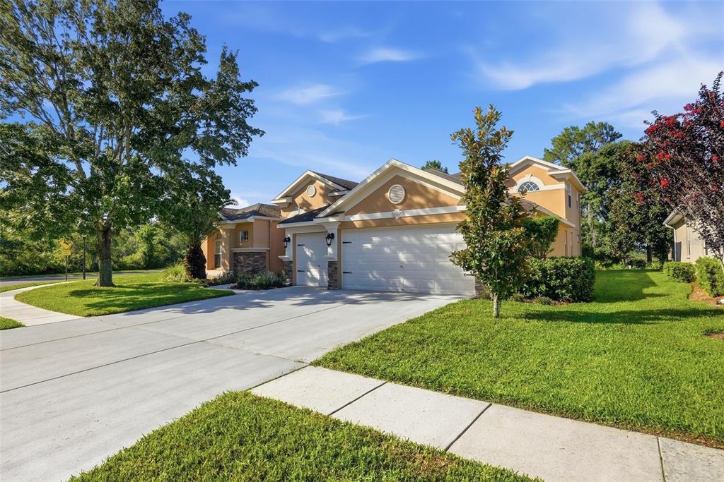 12903 DRAKEFIELD DRIVE, SPRING HILL, FL — photo 2 of 30