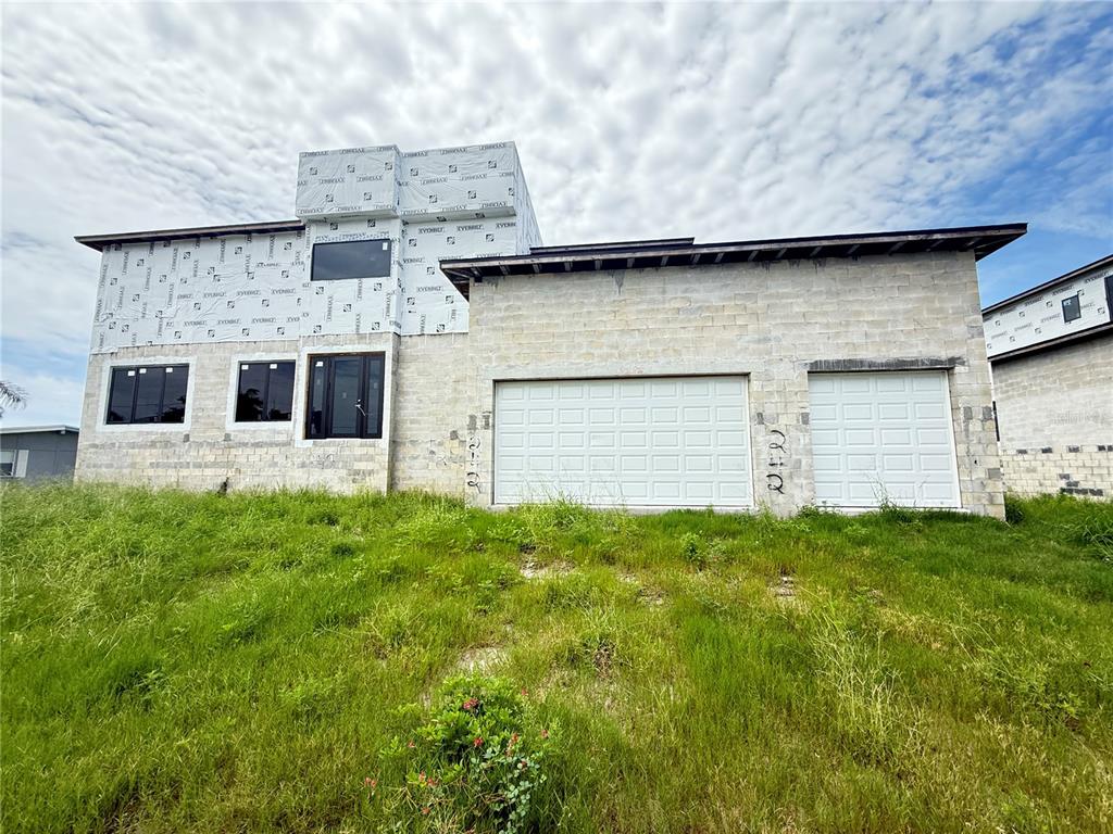 242 BANGSBERG ROAD SE
