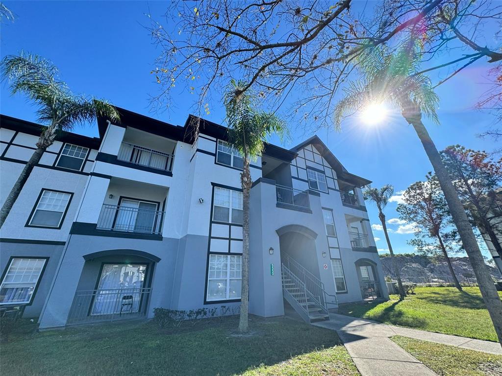 5525 PGA BOULEVARD SW UNIT 4625