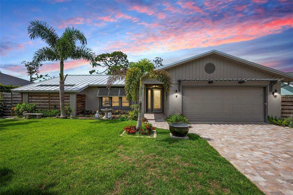 2320 JAMES LANE