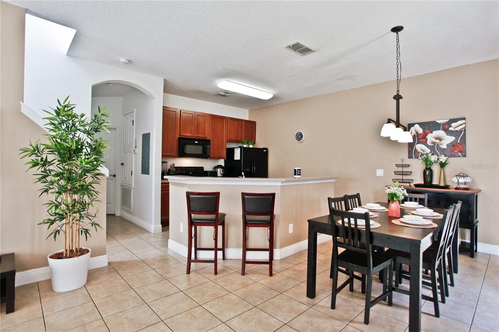 4577 ALBERTO CIRCLE, KISSIMMEE, FL — photo 4 of 16