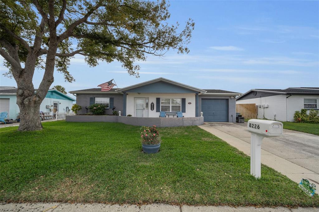 8226 PENWOOD DRIVE