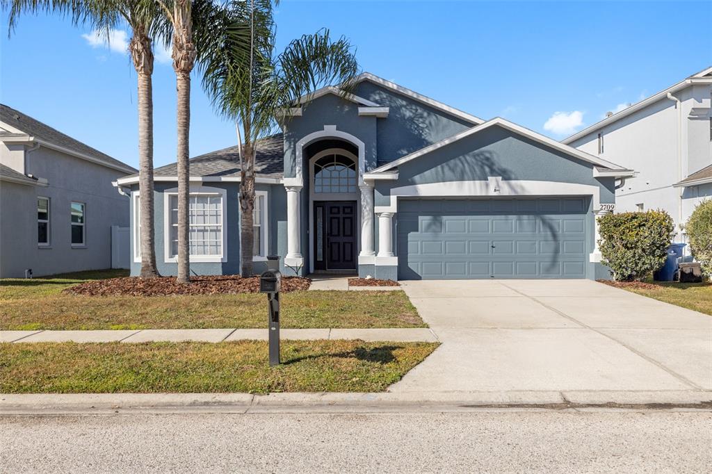 2709 BUTTERFLY LANDING DRIVE