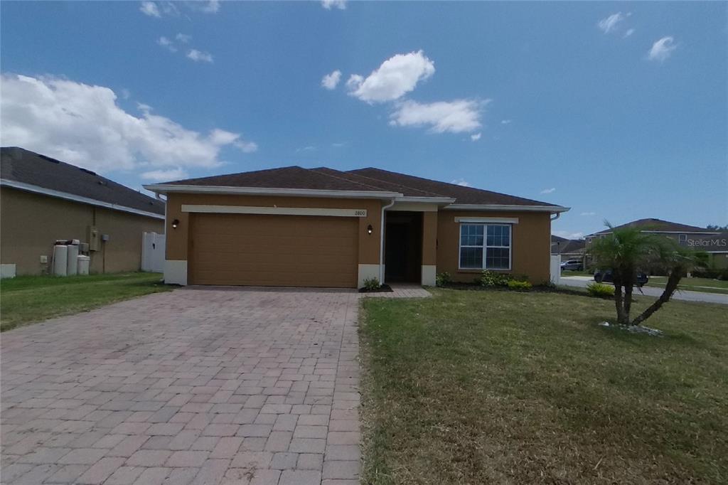 2800 GLENDIVE DRIVE