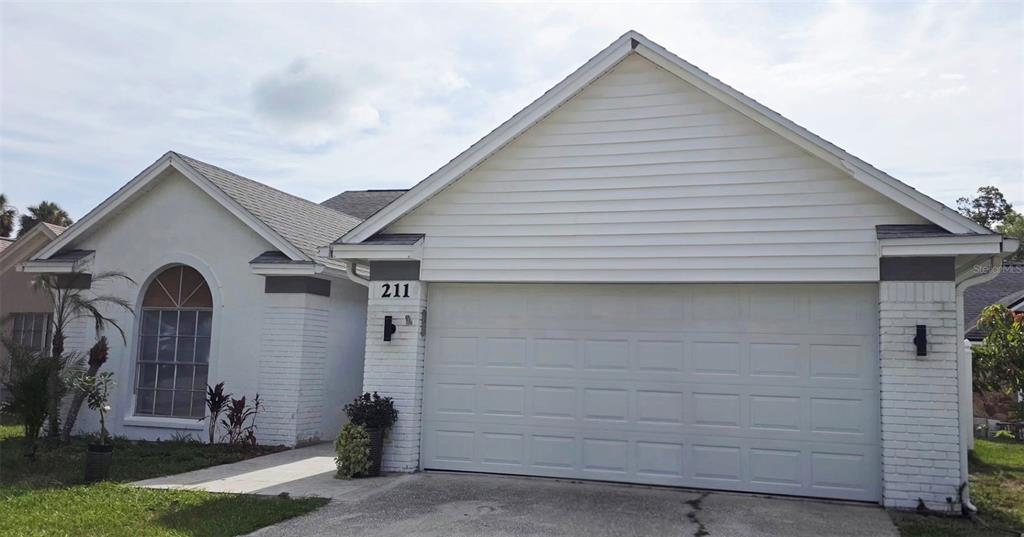 211 N CERVIDAE DRIVE