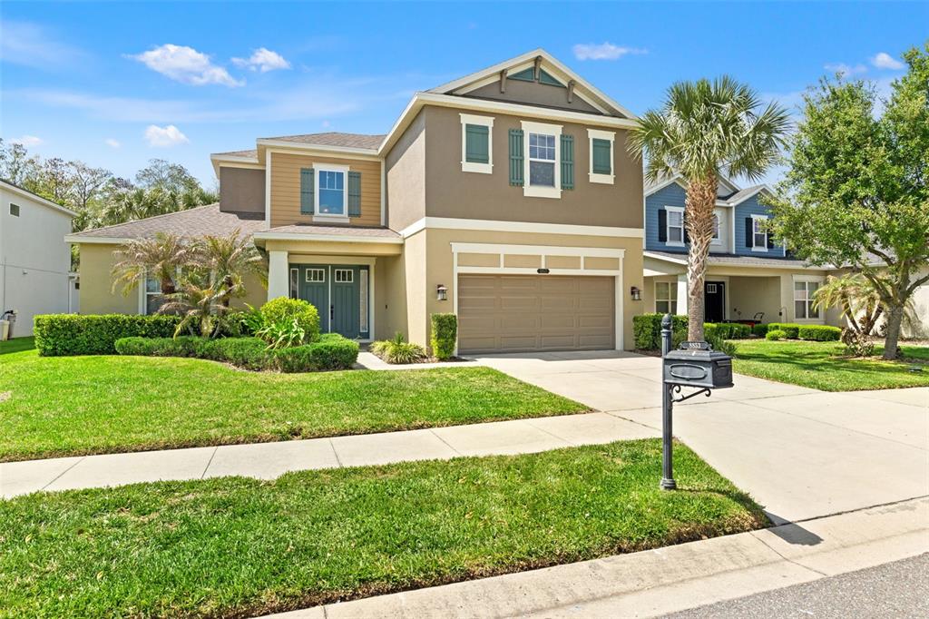 8853 BELLA VITA CIRCLE