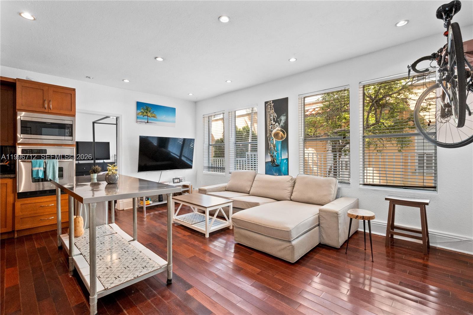 1027 Pennsylvania Ave # 102, Miami Beach FL 33139