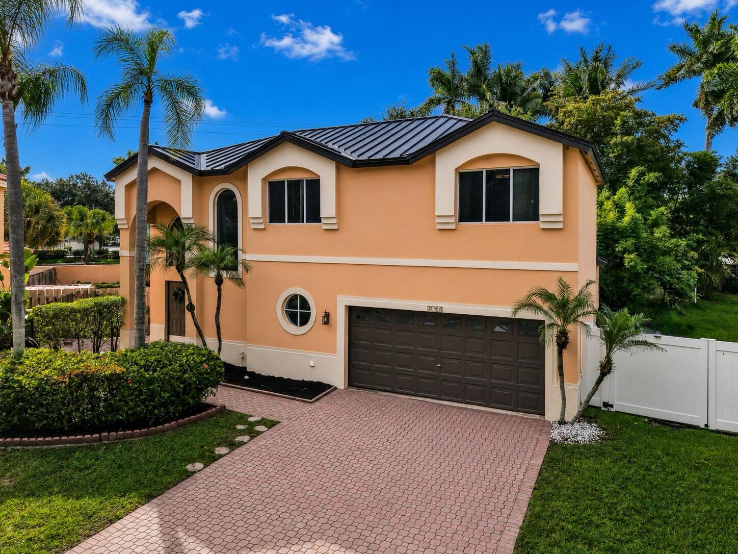 2510 Rampart Way S, Hollywood FL 33026