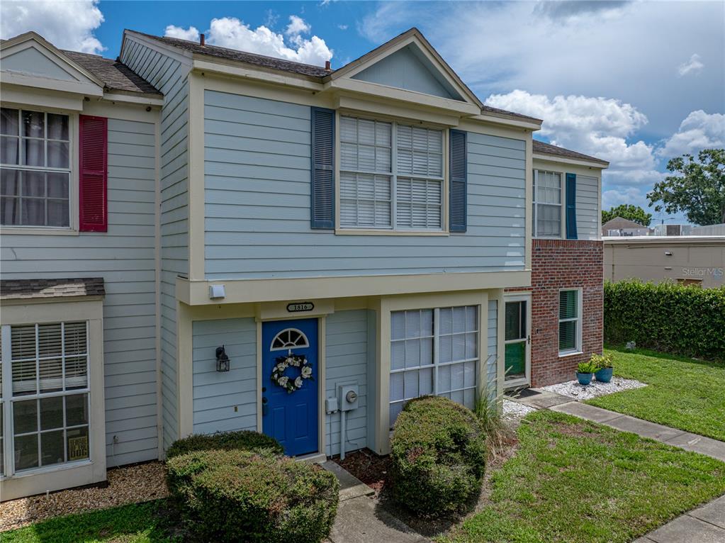 1816 MILL RUN CIRCLE