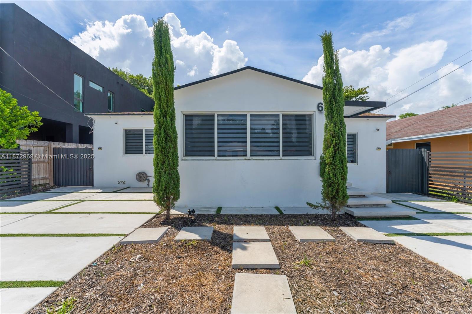 64 NW 52nd St, Miami FL 33127