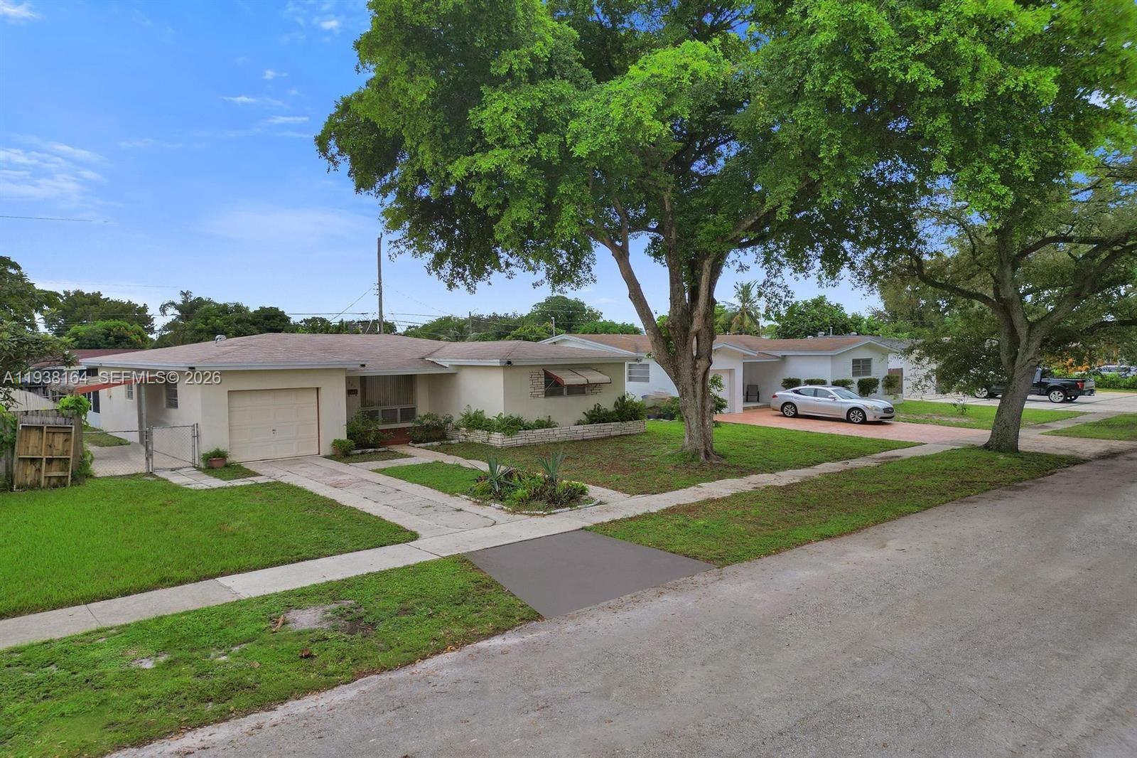 601 N 71st Ter, Hollywood FL 33024