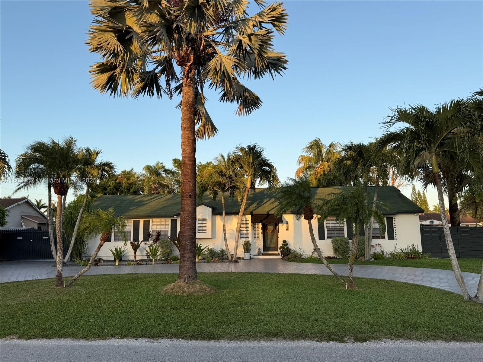 15223 SW 152nd Ave, Miami FL 33187
