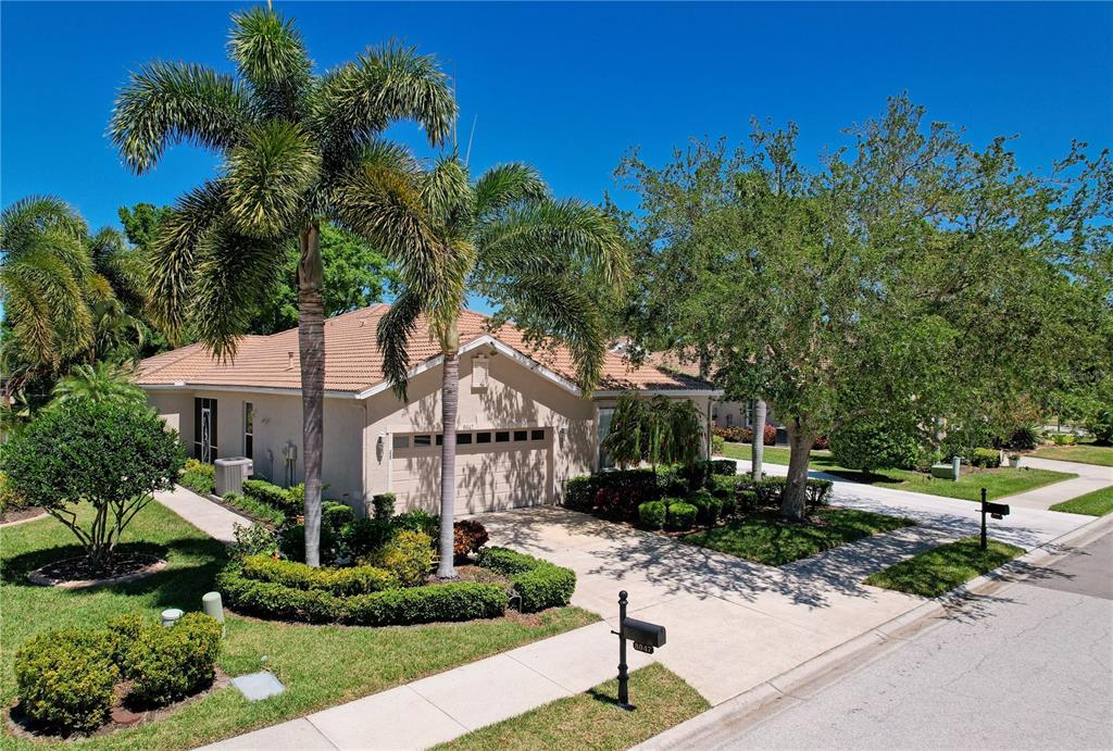 8047 VICTORIA FALLS CIRCLE
