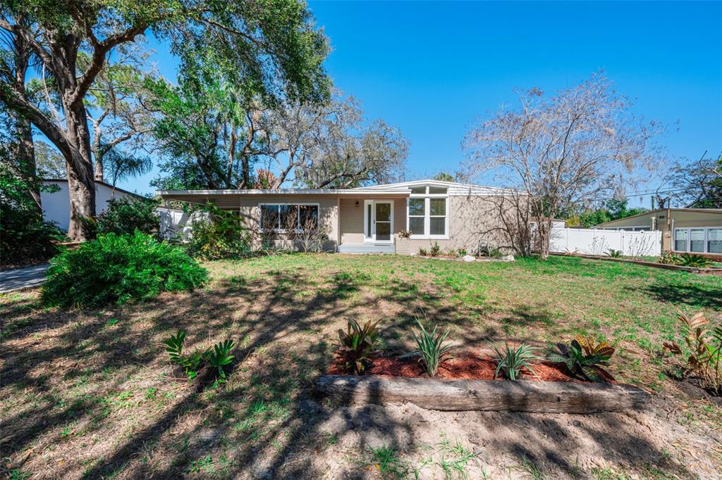 206 LINDA AVENUE