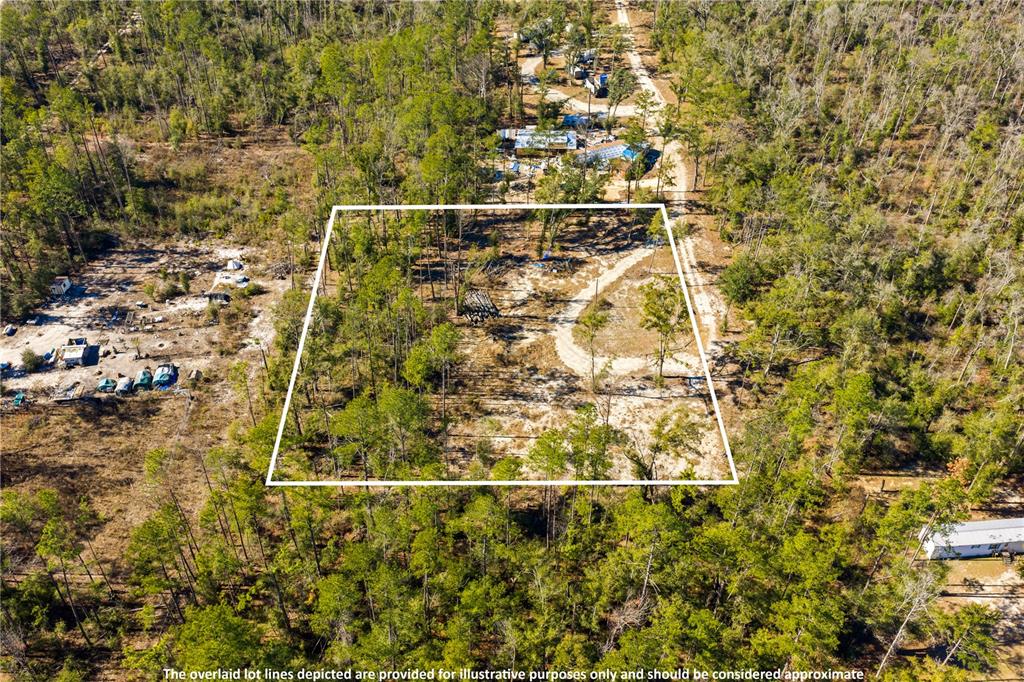 12TH TERRACE, LIVE OAK, FL — photo 2 of 30